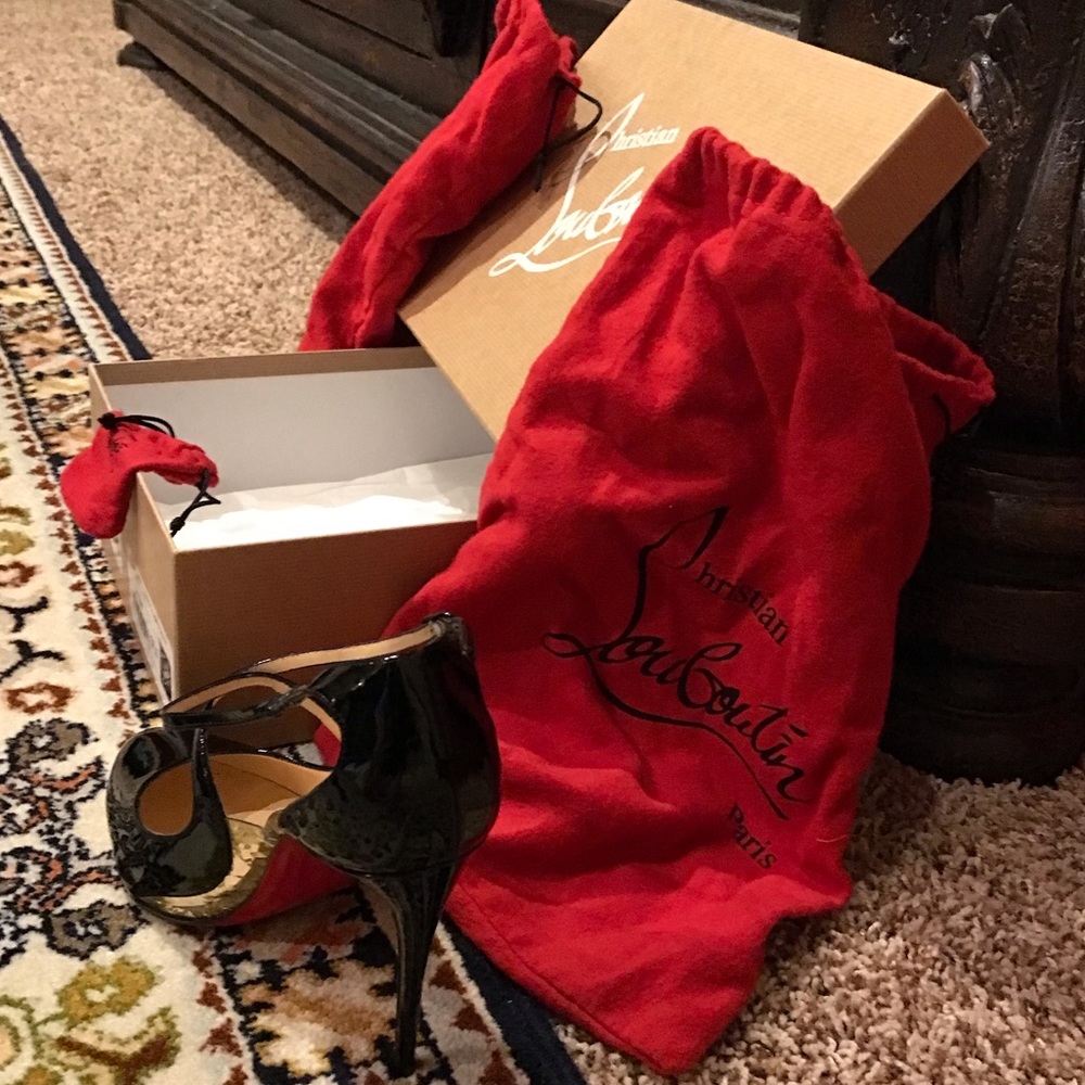 Christian Louboutin Crosstettineetta